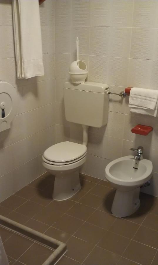 Albergo Casa Dell'Ospite Brescia Oda fotoğraf