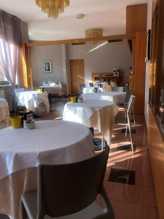 Albergo Casa Dell'Ospite Brescia Dış mekan fotoğraf
